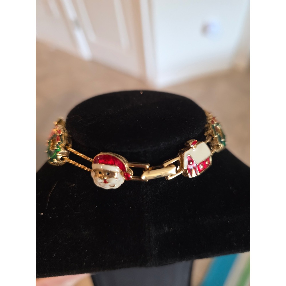 Whimsical Christmas Charm Bracelet VINTAGE AVON - Picture 2 of 6